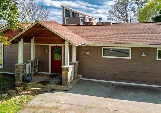 2nd image of 812 Starlight Ln, Kodak, TN 37764 | MLS# 3304261
