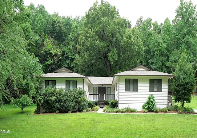 1st image of 227 Back Nine, White Pine, TN 37890 | MLS# 3304246