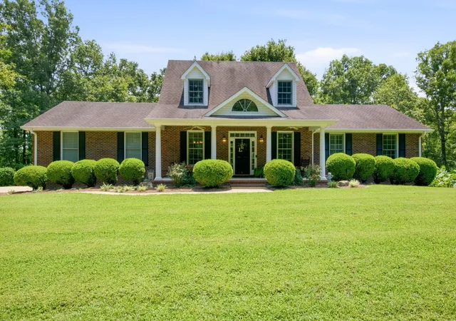 1st image of 349 Parkview Ln, Centerville, TN 37033 | MLS# 3304542