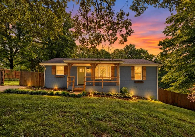 Photo 1 of Single family home for sale at 707 Darrow Dr, Pleasant View, TN 37146 | MLS# 3304293 | Listing updated on 2026-09-30