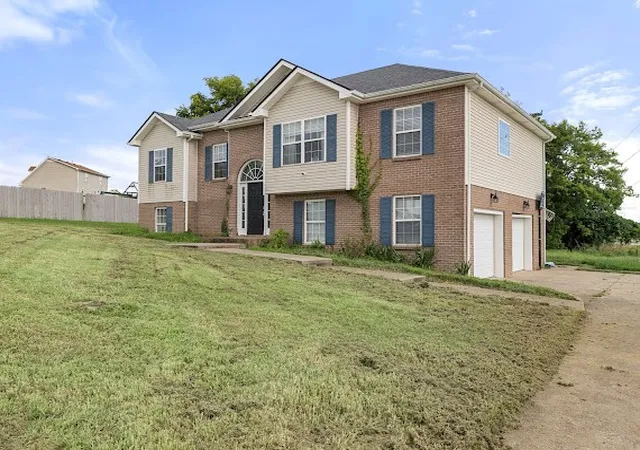 2nd image of 231 Harold Dr, Clarksville, TN 37040 | MLS# 3319973