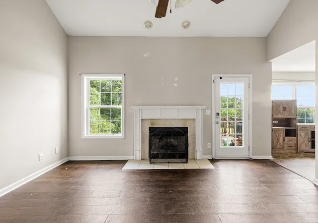 Photo 3 of Sale Pending at 231 Harold Dr, Clarksville, TN 37040 | MLS# 3319973 | Listing updated on 2026-08-26