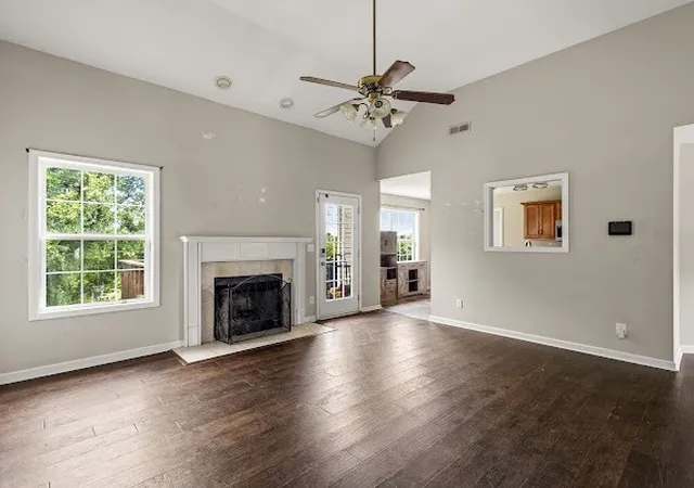 Photo 4 of Sale Pending at 231 Harold Dr, Clarksville, TN 37040 | MLS# 3319973 | Listing updated on 2026-08-26