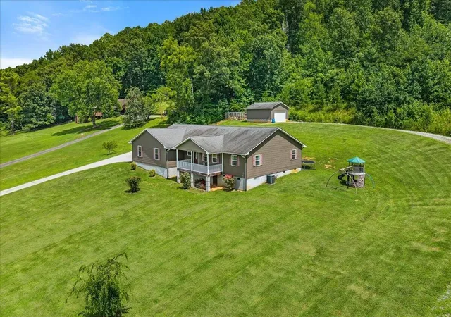 2nd image of 251 County Road 67, Riceville, TN 37370 | MLS# 3304523