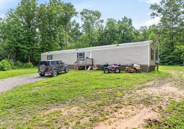 Photo 3 of Single family home for sale at 460 Jim Garrett Rd, Monterey, TN 38574 | MLS# 3304530 | Listing updated on 2026-08-31
