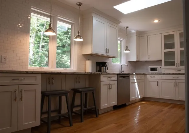 Photo 3 of Single family home for sale at 6564 Jocelyn Holw Rd, Nashville, TN 37205 | MLS# 3304830 | Listing updated on 2026-08-25