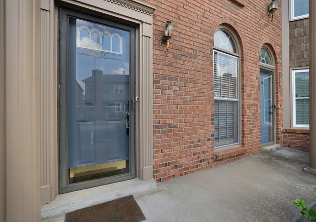 Photo 3 of Townhouse for sale at 306 Hickory Pl, Nashville, TN 37214 | MLS# 3314822 | Listing updated on 2026-09-02