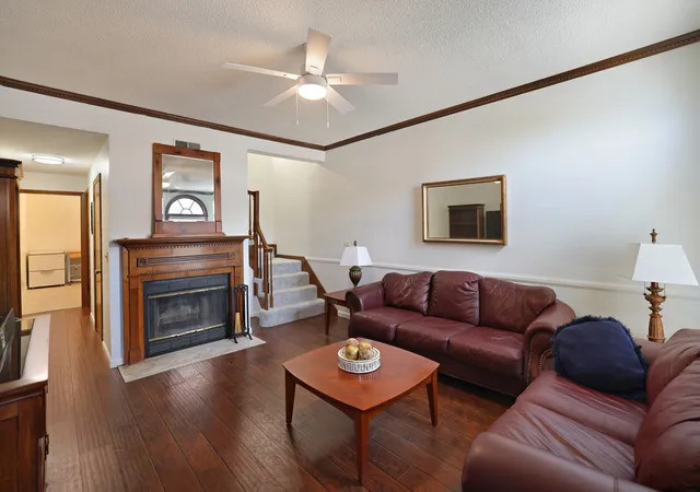 Photo 3 of Townhouse for sale at 306 Hickory Pl, Nashville, TN 37214 | MLS# 3314822 | Listing updated on 2026-09-02