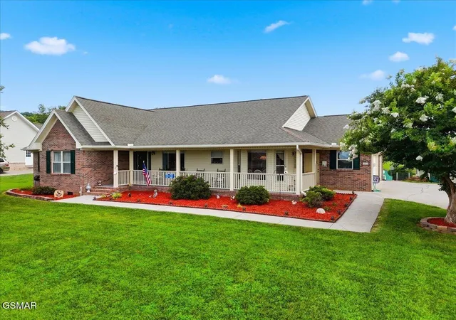 Photo 1 of Single family home for sale at 435 Independence Dr, Jefferson City, TN 37760 | MLS# 3591731 | Listing updated on 2026-09-22