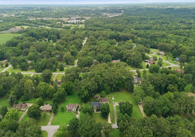 43rd image of 2812 Wakefield Dr, Clarksville, TN 37043 | MLS# 3305765