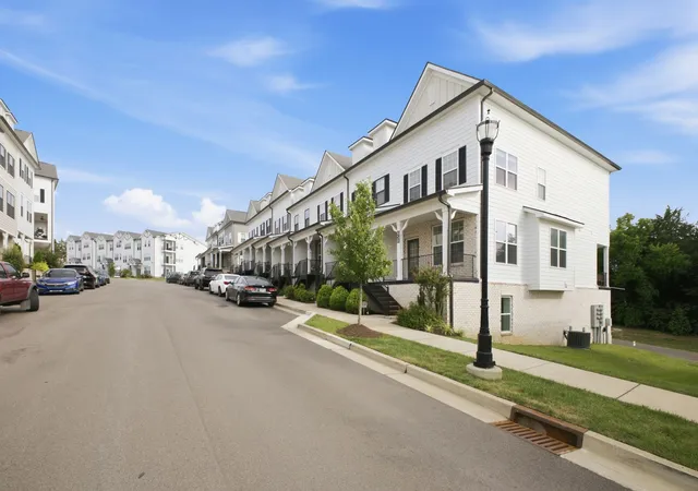 2nd image of 458 Portsdale Dr, Brentwood, TN 37027 | MLS# 3309506