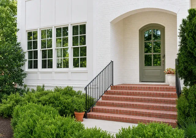 Photo 2 of Single family home for sale at 704a Crescent Rd, Nashville, TN 37205 | MLS# 3309018 | Listing updated on 2026-09-15