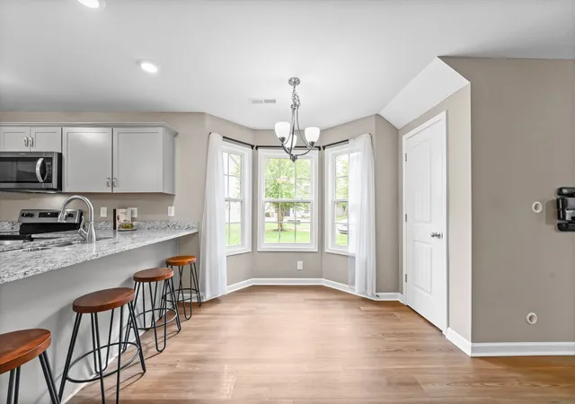 Photo 4 of Townhouse for sale at 955 Big Sky Dr #J, Clarksville, TN 37040 | MLS# 3312554 | Listing updated on 2026-09-28