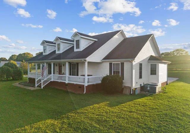 Photo 3 of Single family home for sale at 8130 Joy Rd, Mount Pleasant, TN 38474 | MLS# 3326362 | Listing updated on 2026-08-28