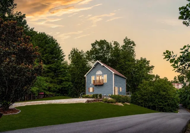 3rd image of 105 Bay Dr, Lancaster, TN 38569 | MLS# 3305063