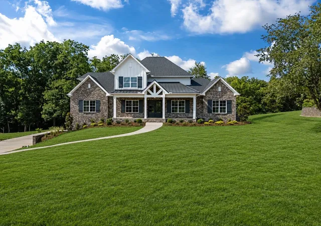 Single family home for sale at 8247 Ambrose Ct, Brentwood, TN 37027 | MLS# 3597518