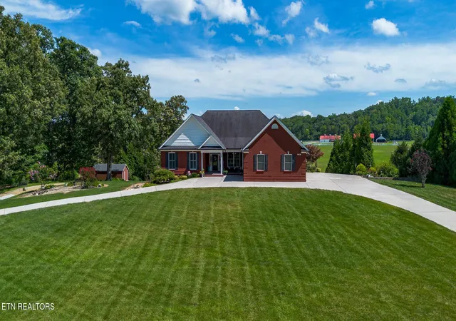 1st image of 225 W Shore Dr, Rockwood, TN 37854 | MLS# 3304661