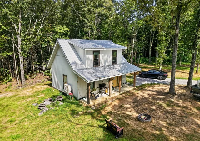 3rd image of 259 Jim Warren Rd, Mc Minnville, TN 37110 | MLS# 3314717