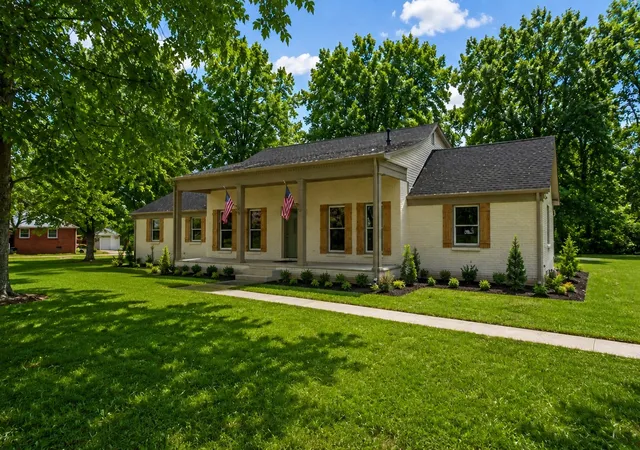 1st image of 104 W Longview Dr, Portland, TN 37148 | MLS# 3312300
