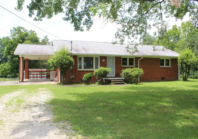 1st image of 125 Spring Creek Rd, Estill Springs, TN 37330 | MLS# 3306071
