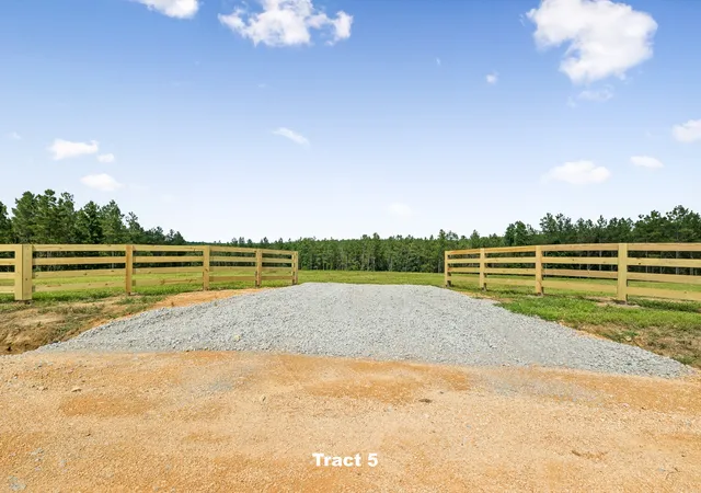1st image of 1420 Big Swan Creek Rd Tract 5, Summertown, TN 38483 | MLS# 3305593
