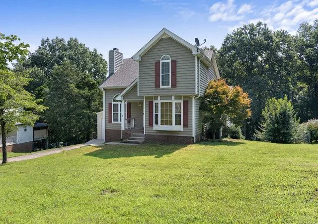 4th image of 827 Burton Trl, Adams, TN 37010 | MLS# 3305871