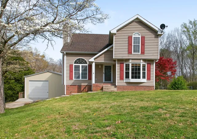 5th image of 827 Burton Trl, Adams, TN 37010 | MLS# 3305871