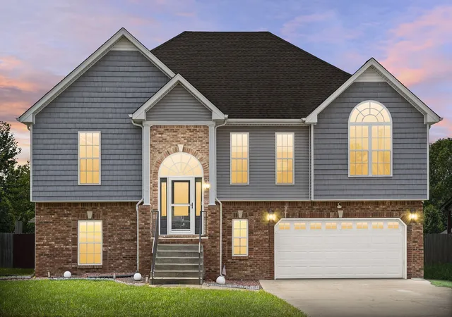 3rd image of 1764 Autumnwood Blvd, Clarksville, TN 37042 | MLS# 3312172