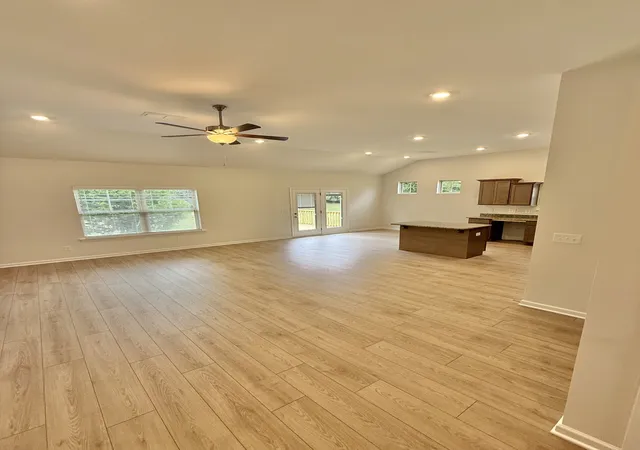 Photo 1 of Single family home for sale at 73 Country Cir, Manchester, TN 37355 | MLS# 3316376 | Listing updated on 2026-10-03
