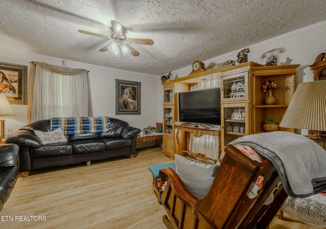 2nd image of 1208 Bales Rd, Knoxville, TN 37914 | MLS# 3304771