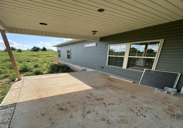 4th image of 211 Bedford Court, Hopkinsville, KY 42240 | MLS# 3304787