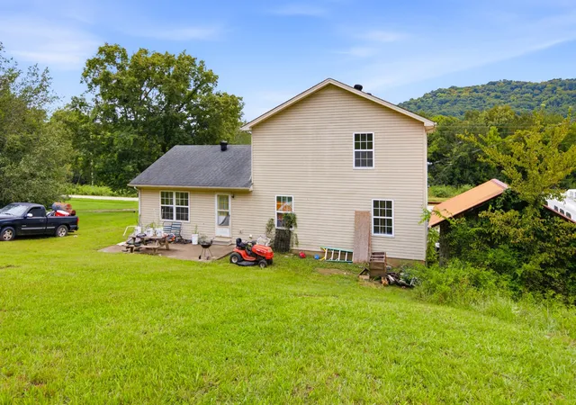 32nd image of 179 Lakeside Dr, Carthage, TN 37030 | MLS# 3506029