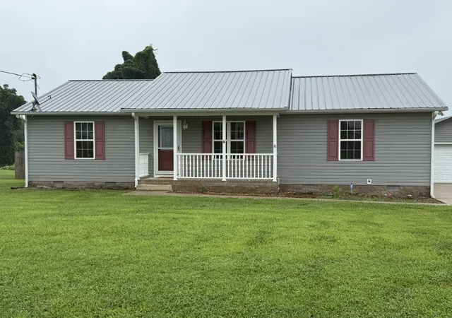 2nd image of 383 Strawberry Dr, Winchester, TN 37398 | MLS# 3305076