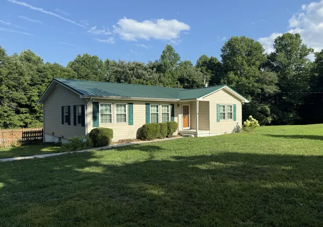 Photo 1 of Sale Pending at 186 Adams Rd, Ocoee, TN 37361 | MLS# 3304790 | Listing updated on 2026-09-02