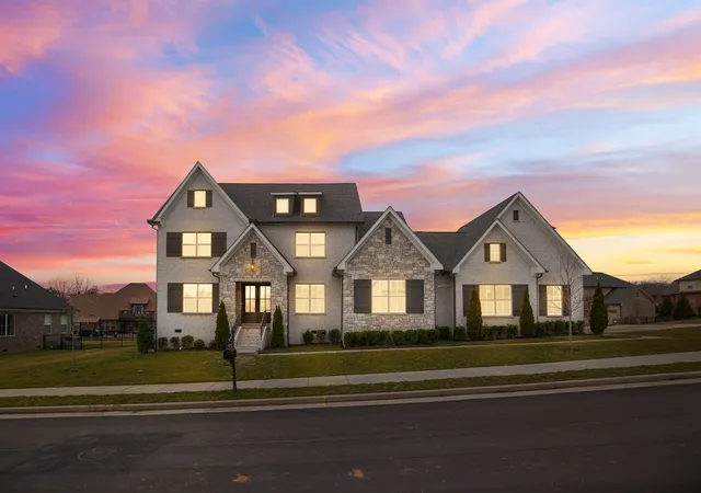 Photo 1 of Single family home for sale at 805 Regimental Dr, Hermitage, TN 37076 | MLS# 3305108 | Listing updated on 2026-07-24