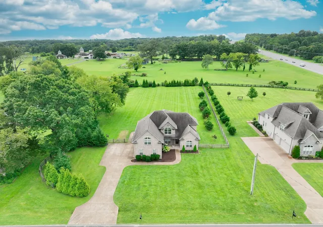 Photo 1 of Single family home for sale at 80 Cherokee Dock Rd, Lebanon, TN 37087 | MLS# 3320140 | Listing updated on 2026-09-21