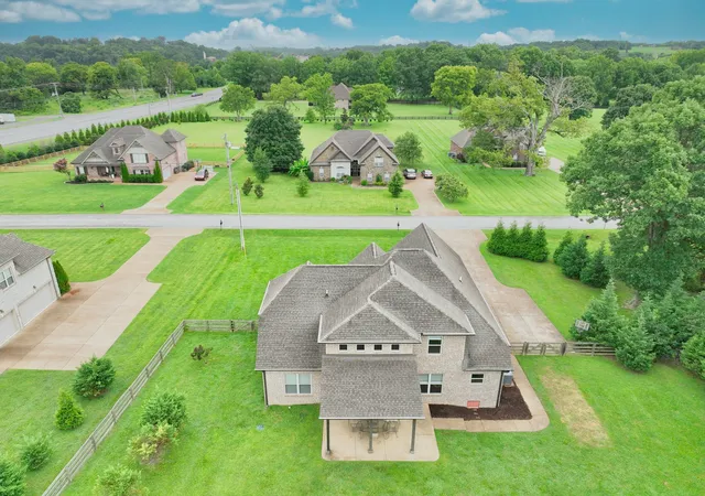 Photo 3 of Single family home for sale at 80 Cherokee Dock Rd, Lebanon, TN 37087 | MLS# 3320140 | Listing updated on 2026-09-21