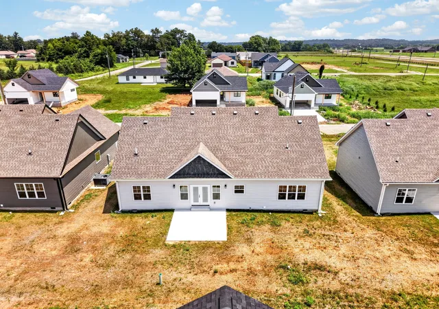 Photo 3 of Single family home for sale at 705 Lasters Ave, Elkton, KY 42220 | MLS# 3305164 | Listing updated on 2026-07-23