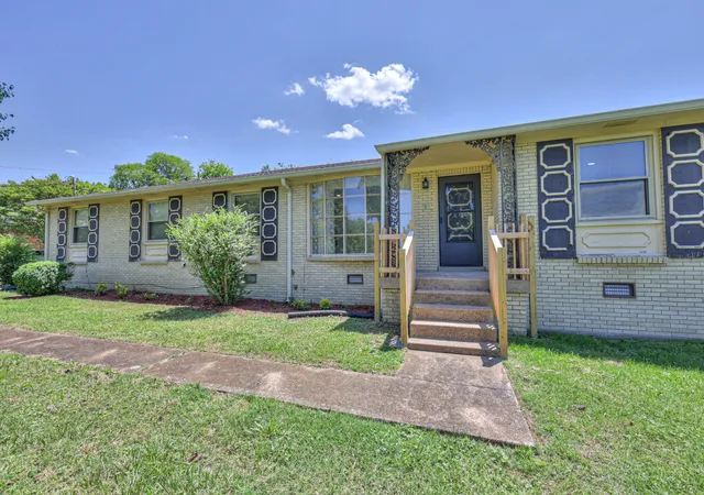 Photo 2 of Single family home for sale at 4041 Matilda St, Nashville, TN 37207 | MLS# 3306585 | Listing updated on 2026-08-31