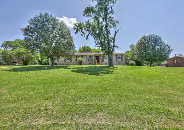 Photo 3 of Single family home for sale at 4041 Matilda St, Nashville, TN 37207 | MLS# 3306585 | Listing updated on 2026-08-31