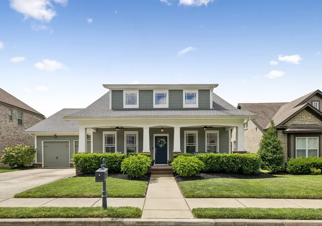 Photo 3 of Single family home for sale at 2017 Callaway Park Pl, Thompsons Station, TN 37179 | MLS# 3513594 | Listing updated on 2026-10-05