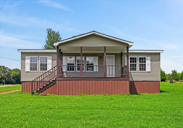 1st image of 234 Howell Hill Rd, Fayetteville, TN 37334 | MLS# 3309065