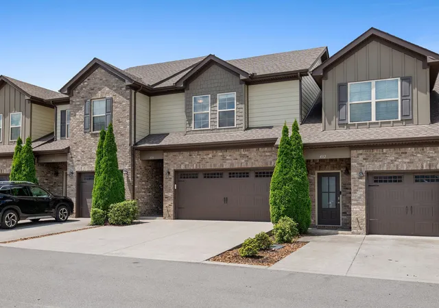 Photo 3 of Townhouse for sale at 4114 Suntropic Ln, Murfreesboro, TN 37127 | MLS# 3333553 | Listing updated on 2026-09-22