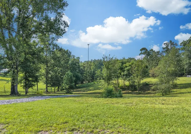 Photo 1 of Land for sale at 0 Highway 70 E, Mc Ewen, TN 37101 | MLS# 3306066 | Listing updated on 2026-07-24