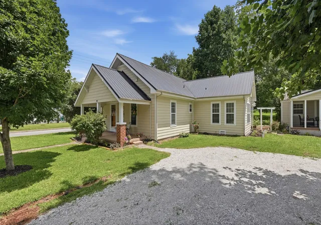 5th image of 801 S High St, Winchester, TN 37398 | MLS# 3305185