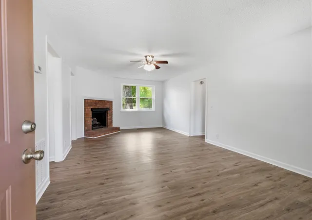 Photo 3 of Single family home for sale at 714 Albany Dr, Hermitage, TN 37076 | MLS# 3528866 | Listing updated on 2026-09-03
