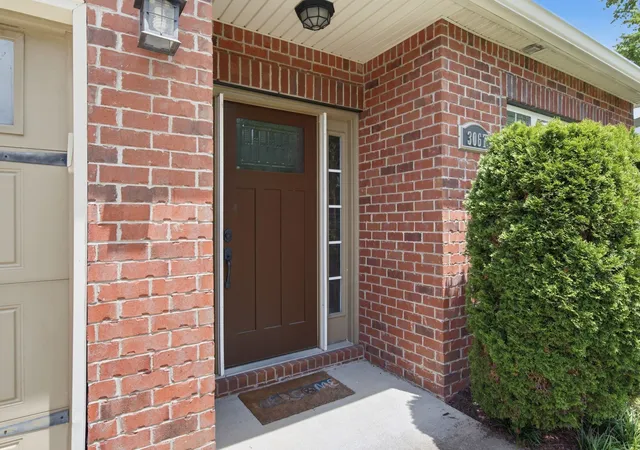 Photo 2 of Townhouse for sale at 3067 Whitland Xing Dr, Nashville, TN 37214 | MLS# 3305311 | Listing updated on 2026-08-23