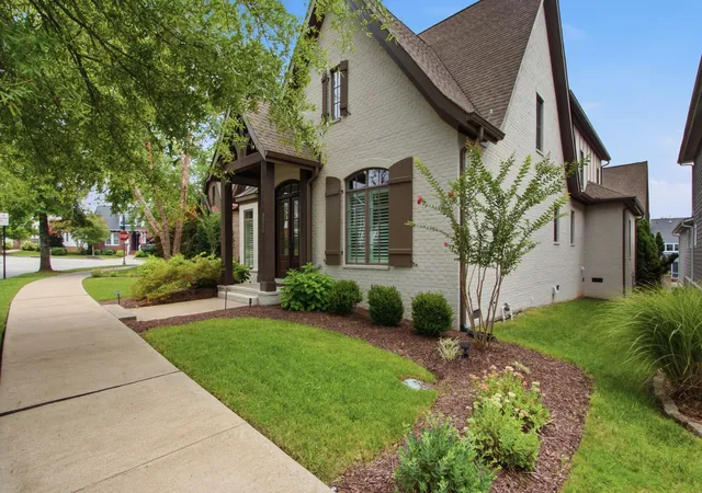 Photo 2 of Single family home for sale at 3805 Somers Ln, Thompsons Station, TN 37179 | MLS# 3305204 | Listing updated on 2026-10-07
