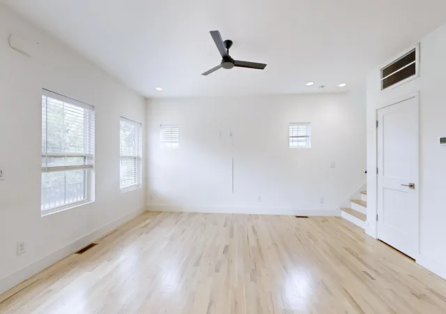 Photo 3 of Single family home for sale at 405 Marshall St #1, Nashville, TN 37207 | MLS# 3305632 | Listing updated on 2026-09-03