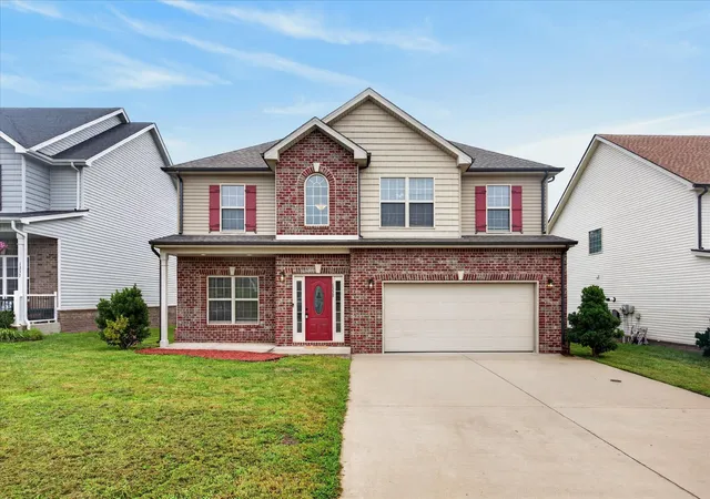 Photo 2 of Sale Pending at 1333 Winterset Dr, Clarksville, TN 37040 | MLS# 3306479 | Listing updated on 2026-08-20
